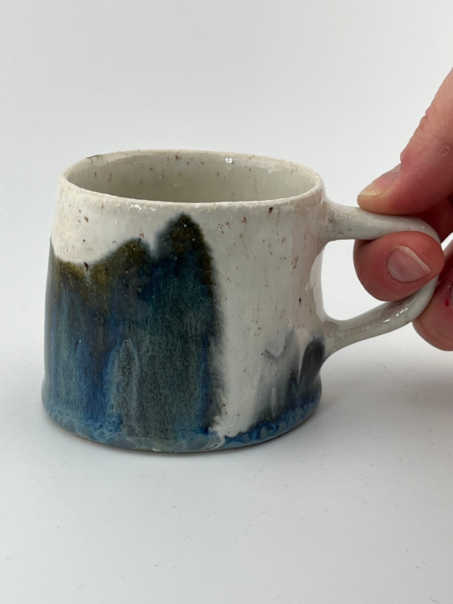 Flat white mug
