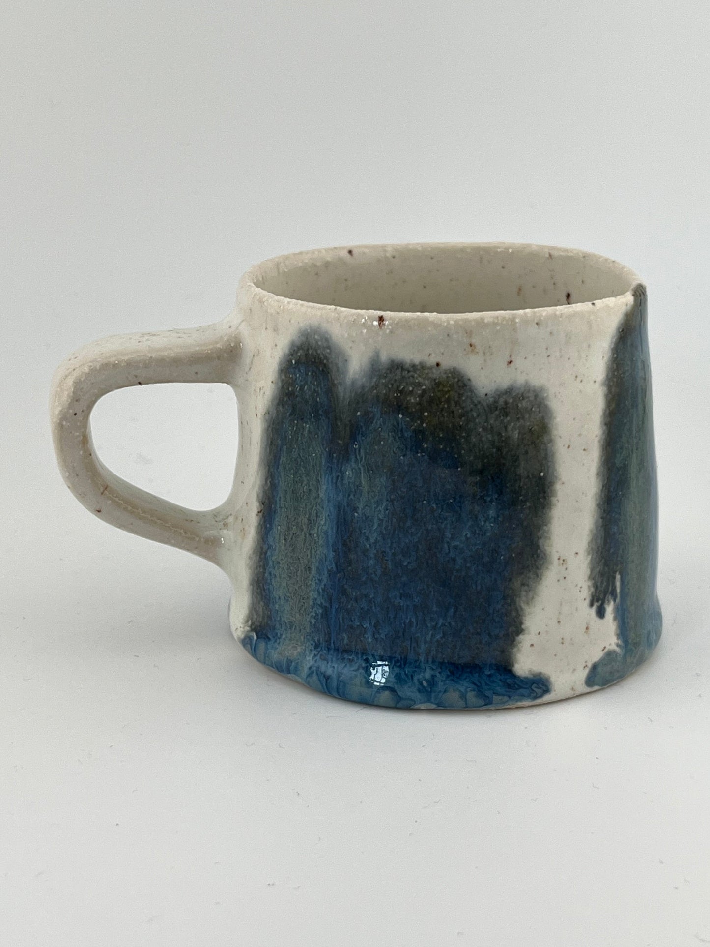 Flat white mug